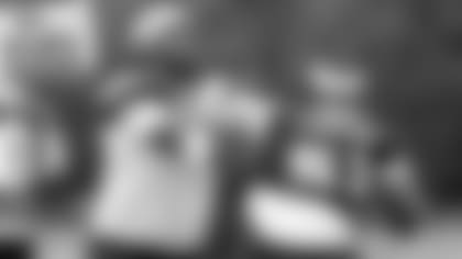 Mailbag--Should-Guyton-work-with-first-team-hero