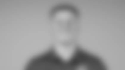 Bobby Slowik headshot taken Thursday, Feb. 12, 2026, in Miami Gardens, Fla. (Tomas Diniz Santos/Miami Dolphins)