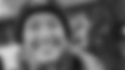 Salute to Service Game 2024 Lindsay Hartig (1)