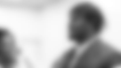 Jalen Carter and his mom, Toni Brown.