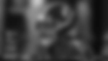 Bijan Robinson breaks a Falcons franchise record for scrimmage yards in season reaching 2,197 yards