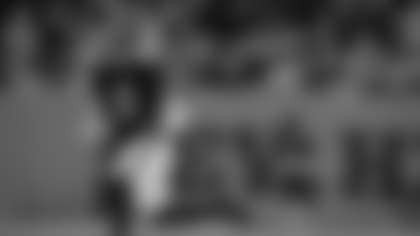 Atlanta Falcons tight end Kyle Pitts Sr. #8 runs the ball during the Week 15 Game against the Tampa Bay Buccaneers at Raymond James Stadium in Tampa, Florida on Thursday, December 11, 2025. (Photo by Jay Bendlin/Atlanta Falcons)