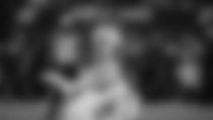 Atlanta Falcons kicker Parker Romo #39 kicks a field goal during the first quarter of the Week 2 Game against the Minnesota Vikings at U.S. Bank Stadium in Minneapolis, Minnesota on Sunday, September 14, 2025. (Photo by Brandon Magnus/Atlanta Falcons)