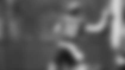 Jacksonville, Fla. — Jaguars quarterback Carter Bradley (10) during practice at the Miller Electric Center on December 18, 2025.