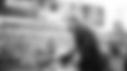 Jacksonville Jaguars vs Buffalo Bills



DC Anthony Campanile and DL B.J. Green II (95)