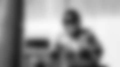 Jacksonville, Fla. — Jaguars running back Travis Etienne Jr. (1) during practice at the Miller Electric Center on December 11, 2025.