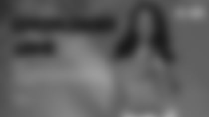 2025 WEEK 14 Cheerleader of the Game