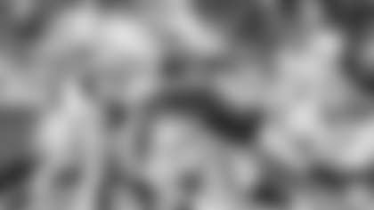 Jacksonville Jaguars vs Indianapolis Colts


DT DaVon Hamilton (52)