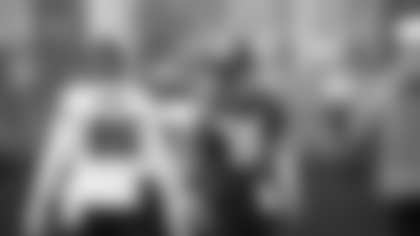 Jacksonville, Fla. — Jaguars tight end Johnny Mundt (86) and quarterback Trevor Lawrence (16) during practice at the Miller Electric Center on November 27, 2025.