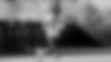 Jacksonville, Fla. — Jaguars cornerback Jarrian Jones (22) during practice at the Miller Electric Center on January 1, 2026.