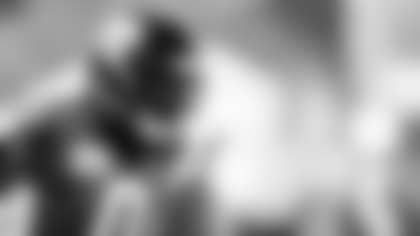 Jacksonville, Fla. — Jaguars linebacker Devin Lloyd (0) during practice at the Miller Electric Center on November 5, 2025.