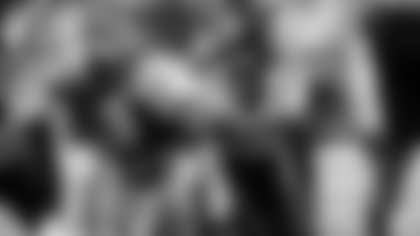 Jacksonville Jaguars vs. Indianapolis Colts


DE Travon Walker (44)