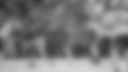 Jacksonville Jaguars vs New York Jets
QB Trevor Lawrence (16)