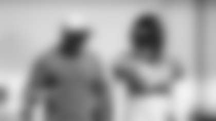 Jacksonville, Fla. — Jaguars special teams coordinator Heath Farwell and cornerback Christian Braswell (21) during practice at the Miller Electric Center on November 20, 2025.