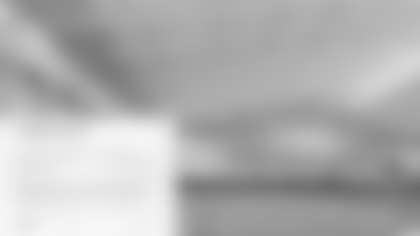 MEC LANDING PAGE DETAIL SLIDER 3 - INDOOR FIELD