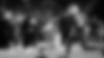 Jacksonville Jaguars vs Arizona Cardinals
TE Brenton Strange (85)