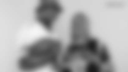 080425-STM-SPOTLIGHT-JACKSON-FAMILY