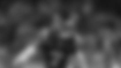 Southern California safety Kamari Ramsey (7) takes his stance during an NCAA football game against Northwestern on Friday, Nov. 7, 2025, in Los Angeles. (AP Photo/Kyusung Gong)