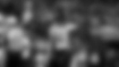 Jacksonville Jaguars vs. Indianapolis Colts
DE Josh Hines-Allen (41)