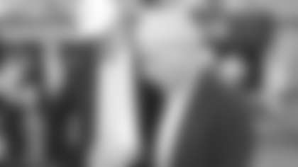 Ramos-Woody sideline 082710