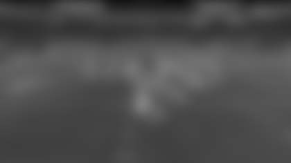 Jets Legend Quincy Enunwa takes a closer look at Breece Hall's 59-yard touchdown run against the Patriots.