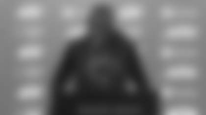 Head coach Aaron Glenn announces that Brady Cook will start at QB for the Jets against the Jaguars.