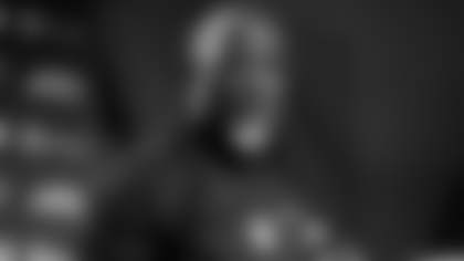 New York Jets head coach Aaron Glenn speaks after an NFL football game against the New England Patriots, Thursday, Nov. 13, 2025, in Foxborough, Mass. (AP Photo/Robert F. Bukaty)