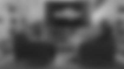 Head coach Aaron Glenn sits down with team reporter Eric Allen for a discussion about the Week 15 matchup between the Jets and Jaguars. Watch Jets Gameday Sundays at 7:30 a.m. on CBS 2 New York.