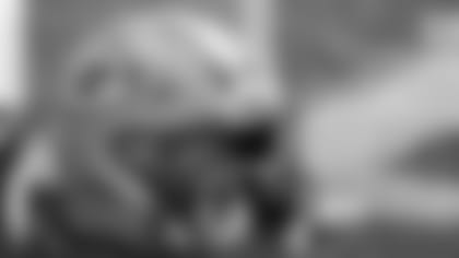 231212-practice-squad-signing-2560