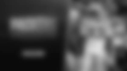 Mike and Wes review the Thanksgiving victory over the Lions, including WR Dontayvion Wicks' breakout performance (3:00), the crucial fourth downs (7:07), DL Micah Parsons' big game (8:56) and DL Devonte Wyatt's season-ending injury (15:26). They also look at the NFC North and conference races with five games left (19:56).