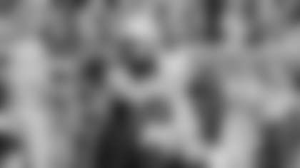 Ohio State linebacker Sonny Styles (0) runs through warm ups before an NCAA college football game against Washington, Saturday, Sept. 27, 2025, in Seattle. (AP Photo/John Froschauer)