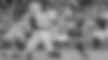 112425_CARatSF_AH204521