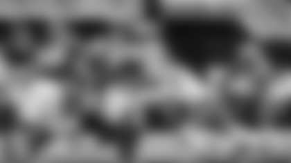 Turk tackling Bijan Falcons W11