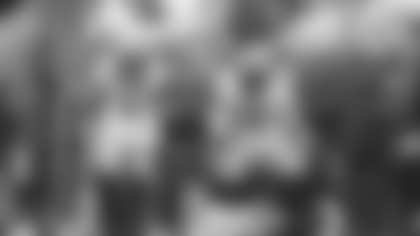 New Orleans Saints cornerback Alontae Taylor (1) and New Orleans Saints safety Jordan Howden (31) react to a missed interception by \New Orleans Saints safety Jonas Sanker (33) during an NFL football game against the Tampa Bay Buccaneers, Sunday, Dec 7, 2025, in Tampa, Fla. (AP Photo/Peter Joneleit)