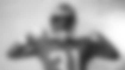 050925_Rookie_Portraits_040107