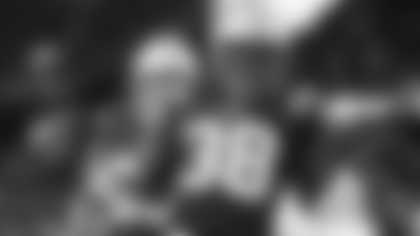 MD-010426_Darian1589