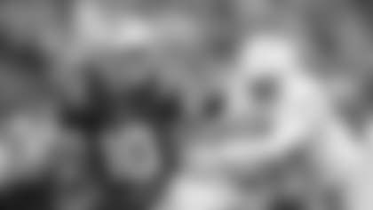 LAC-122824_Adler2513a