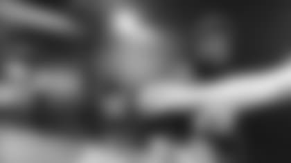 Week18_DunkinStatic_9x16_WM_NEW.mp4