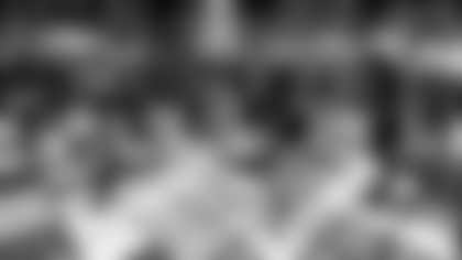 Enchant_Christmas_Dance_Floor