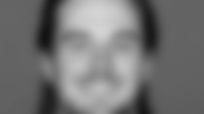 kenny-pickett-headshot-2025