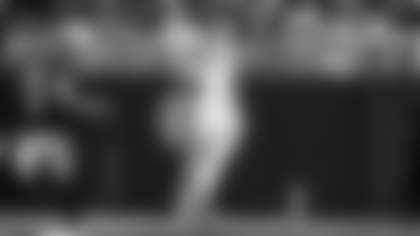 Los Angeles Rams quarterback Matthew Stafford throws a perfect dot to tight end Terrance Ferguson against the Atlanta Falcons at Mercedes-Benz Stadium.