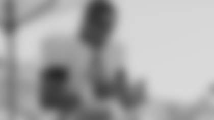 The Los Angeles Rams doctors work in conjunction with Cedars Sinai to provide the best medical care for Rams players. Watch as sports medicine and performance VP Reggie Scott talks about encouraging a collaborative environment and accessible programs.