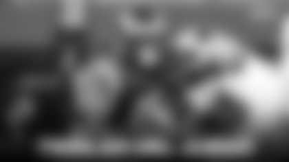 Los Rams de Los Ángeles llegan a la semana 14 de la temporada regular para enfrentarse a los Cardinals en un partido decisivo de la división NFC Oeste. Vea el tráiler del partido de esta semana para prepararte para el partido este domingo a la 1:25 p.m. PT en FOX.