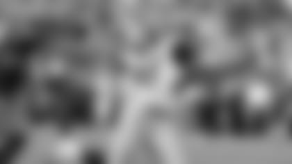 Rams vs. Seattle Seahawks: Wide receiver Shaun McDonald makes the game-winning catch in overtime against the Seahawks on Sunday, Oct. 10, 2004 at Qwest Field in Seattle.