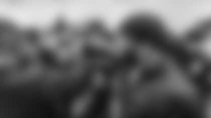 _0004_E_251118_KyrenWilliams_NELincoln_Rams_Turkey_Distribution_AD_0138