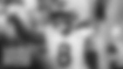 From quarterback Matthew Stafford's pregame huddle to coaches celebrating players' touchdowns, relive the Los Angeles Rams' Week 10 win over the San Francisco 49ers at Levi's Stadium.