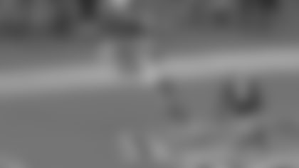 Los Angeles Rams wide receiver Davante Adams catches a 2-yard touchdown against the San Francisco 49ers at Levi's Stadium.