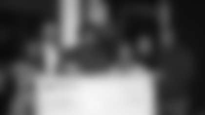 The Washington Commanders host the Trailblazer Awards sponsored by G-Unity Foundation at the DC Prime Restaurant on December 29th, 2023. The nominees gathered for a dinner and drinks before the Social Justice Trailblazer winner was announced. The 5,000 grant  was awarded to BJ Paige to gift to the non-profit of his choice.