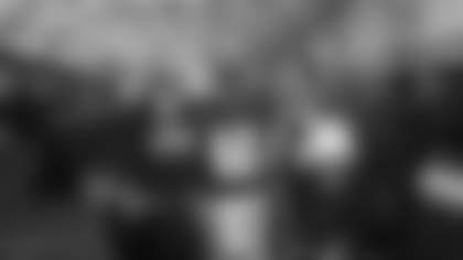 The Washington Commanders lose 38-10 against the Dallas Cowboys in week 18.