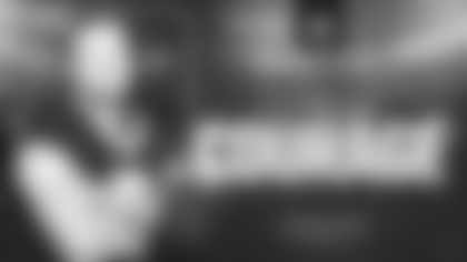 2526-Saints-EdBlockCourageTAYSOM_web (1)